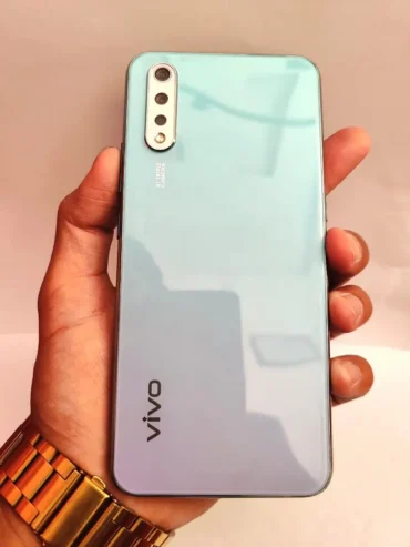 Vivo S1